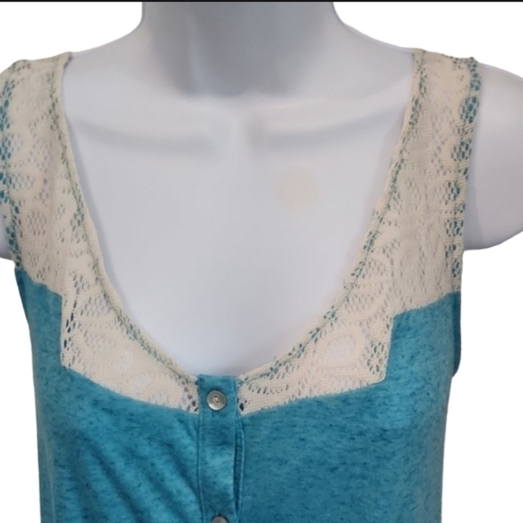Mossimo Lace Accent Knot Front Top - Picture 3 of 6